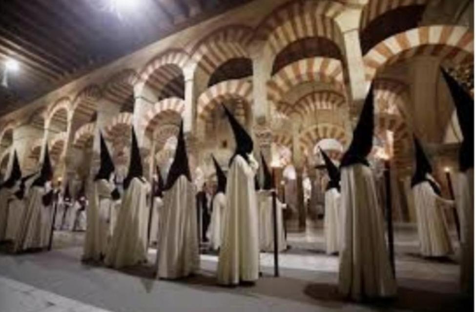 A 20 Metros De La Mezquita Catedral ,Apartamentos Turistico Cespedes 5 Cordoba Ngoại thất bức ảnh